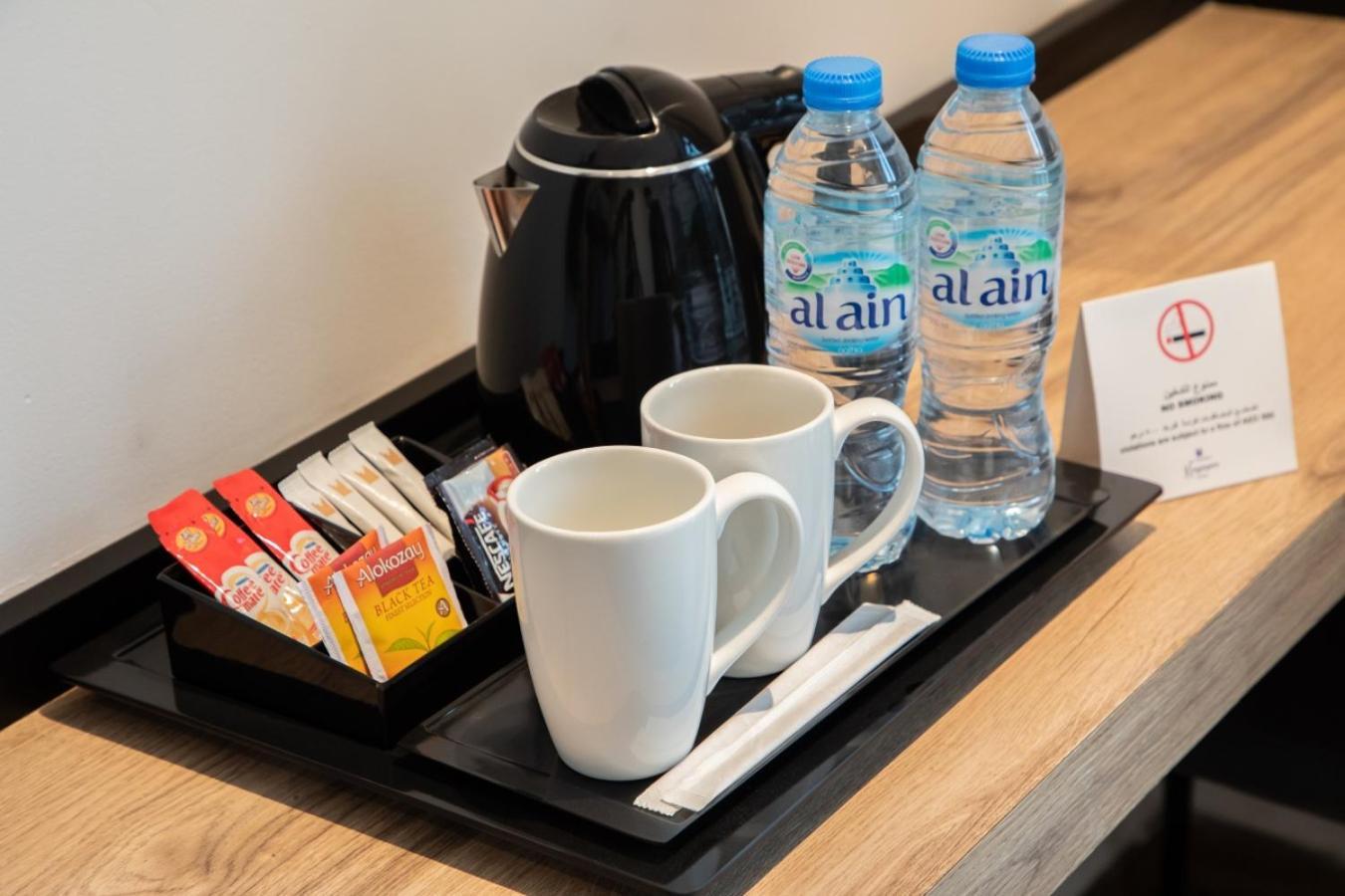 Kingsgate Canal Hotel By Millennium Dubai Phòng bức ảnh
