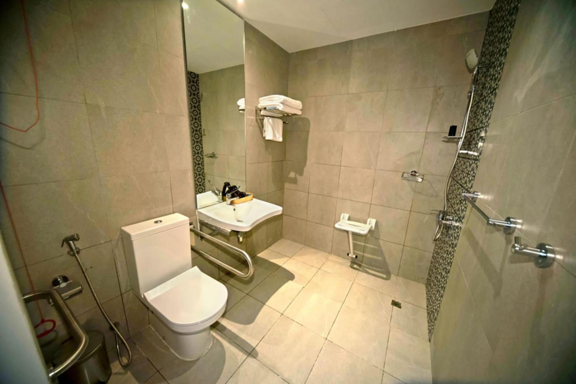 Kingsgate Canal Hotel By Millennium Dubai Ngoại thất bức ảnh